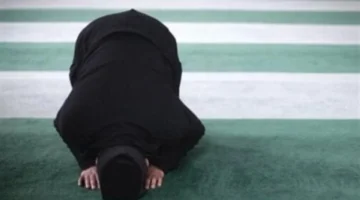 كيف كان يجتهد النبي ﷺ في صلاة التهجد خلال العشر الأواخر من رمضان؟